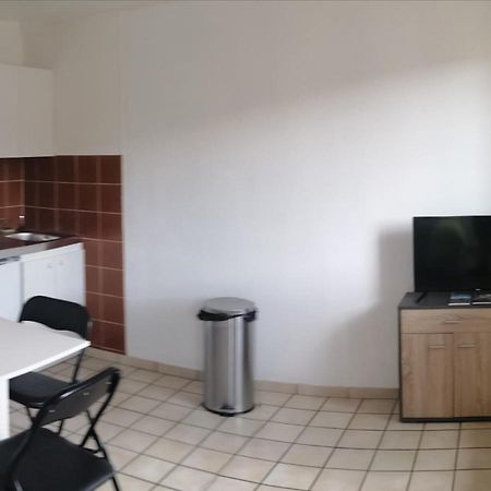 Appartement Coquelicot à Massiac Extérieur photo