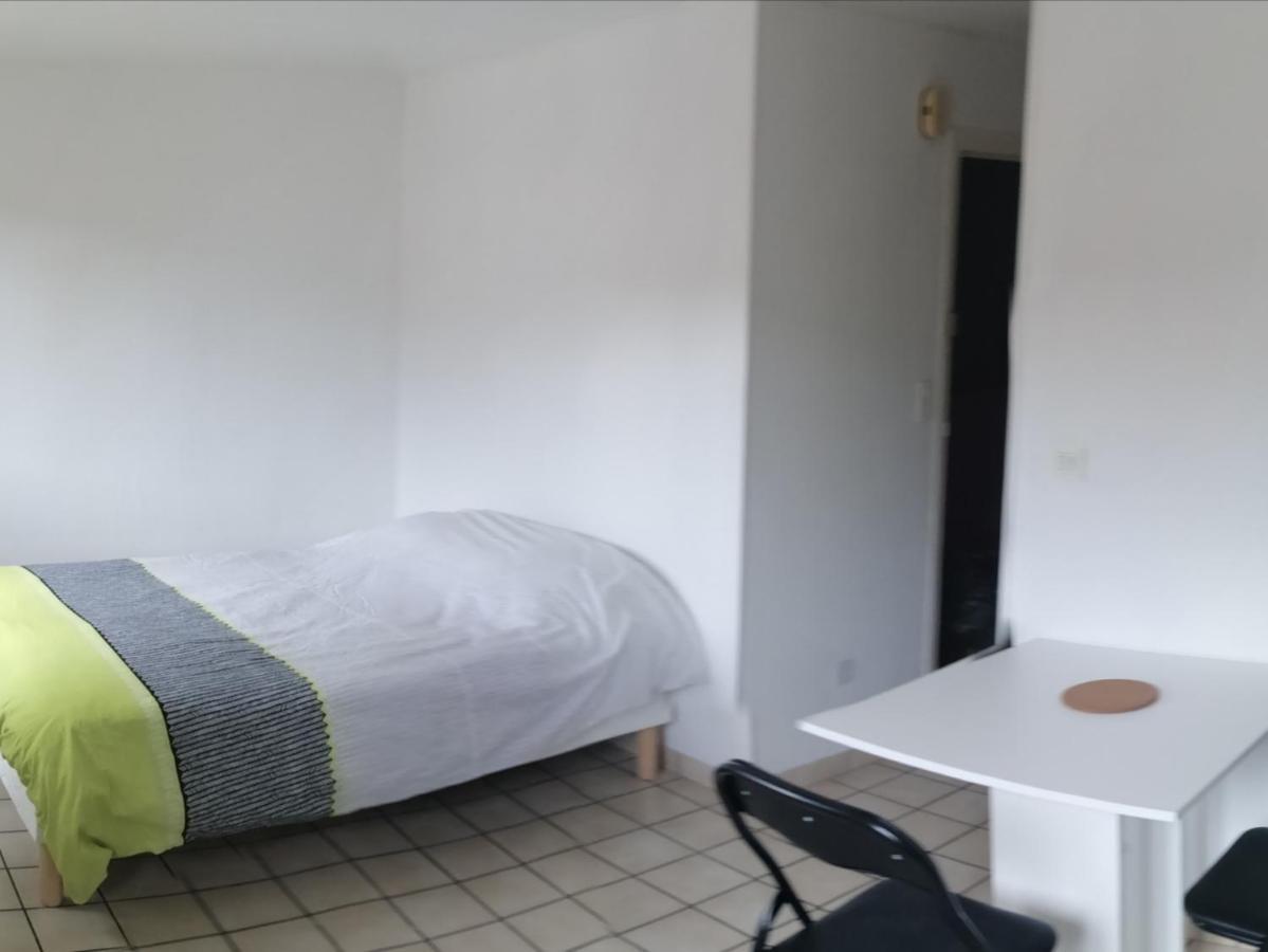 Appartement Coquelicot à Massiac Extérieur photo